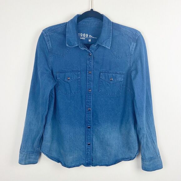 Gap Tops - Gap Shirt Women's Medium Blue Ombre Denim Snap Button Jean Long Sleeve Western